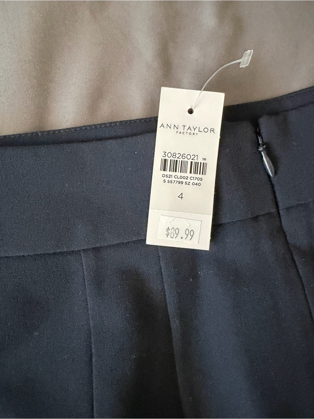 Ann Taylor Deep Navy Seamed Pencil Skirt - Picture 2 of 4